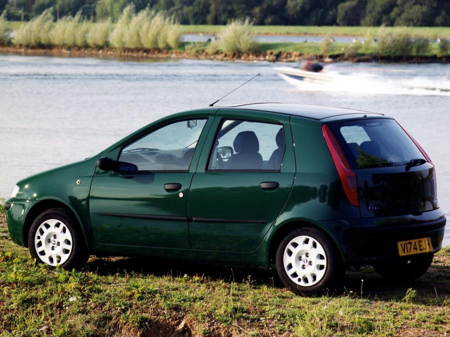  Fiat Punto 5-Door 1999 года  (UK) (фото 5 из 9)